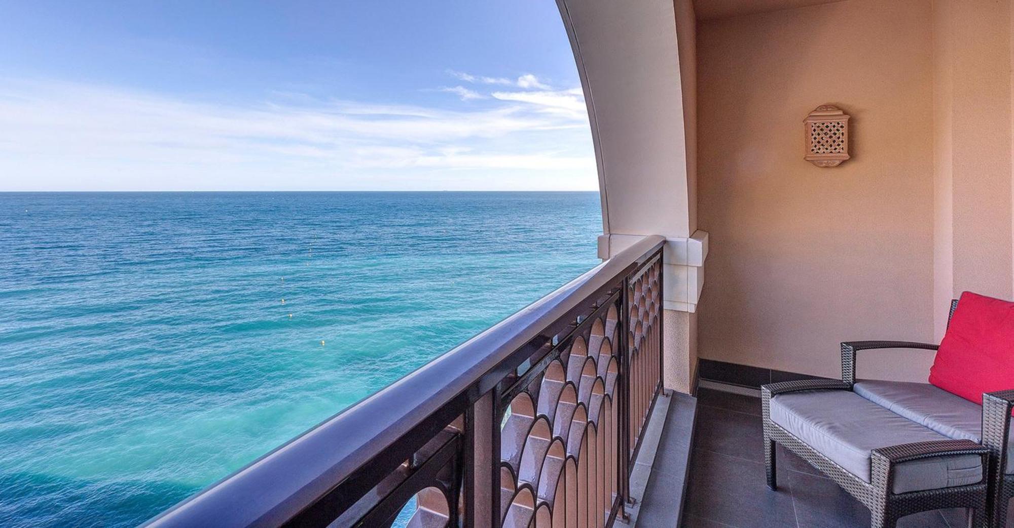 Exclusieve Kamer met Uitzicht op Zee